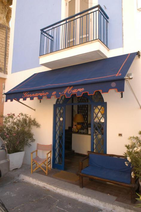 Hotel Gennarino A Mare Ponza Exterior foto